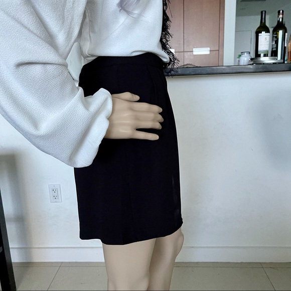 BCBGMAXAZRIA Silk Georgette Pleat Shorts - Picture 11 of 15